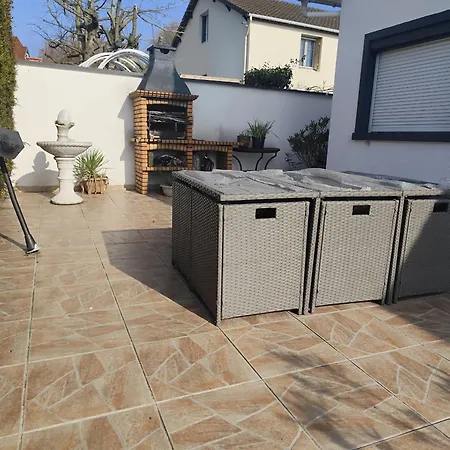 Homestay Proche Paris, 15min Aeroports Bourget Roissy Et Villepinte Parc Des Expositions *